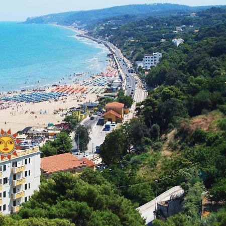 Hotel Solaria Rodi Garganico Ngoại thất bức ảnh