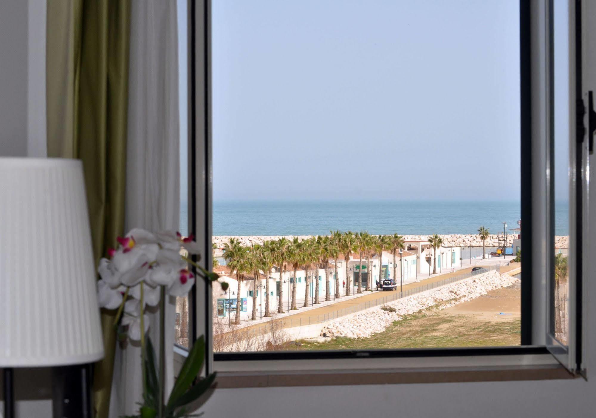 Hotel Solaria Rodi Garganico Ngoại thất bức ảnh